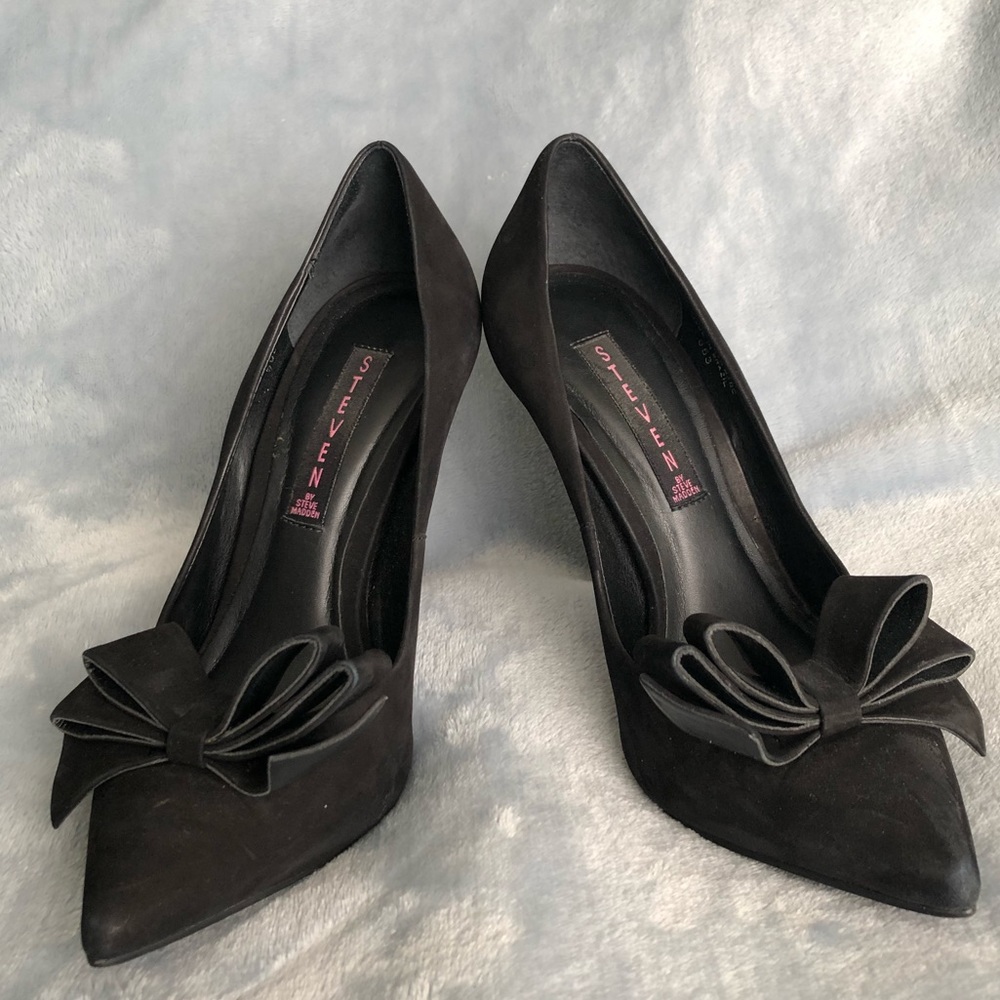Steven by Steve Madden Bow Pumps
